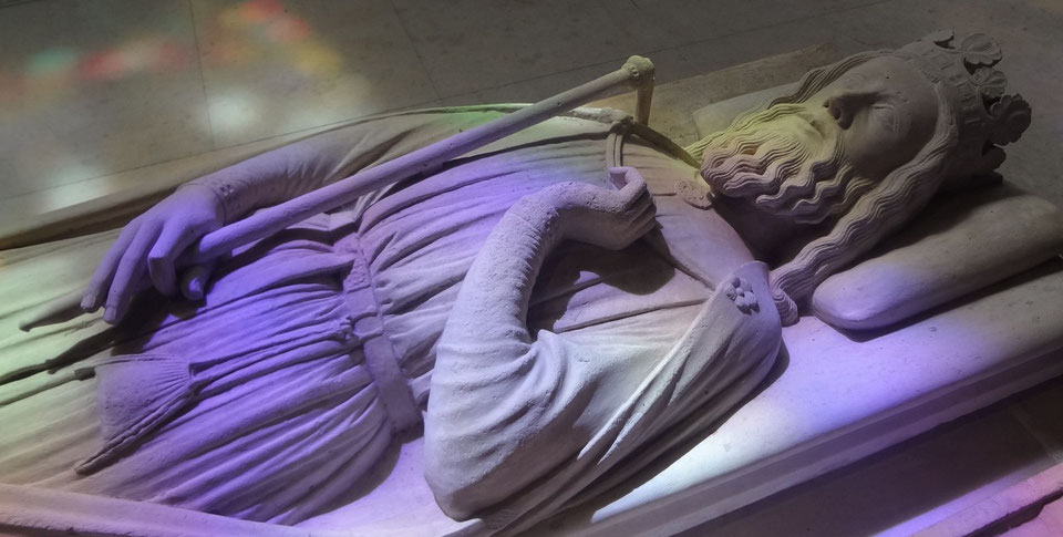 Gisant d'entrailles de Clovis 1er (Source : Laure Trannoy)